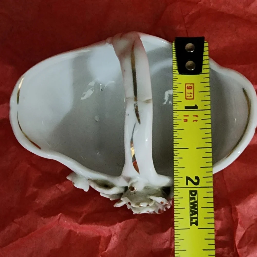 🧺 🌹 Mini basket ceramic decor item - Picture 3 of 7